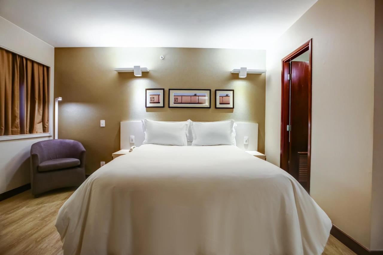 Comfort Suites Brasília Extérieur photo