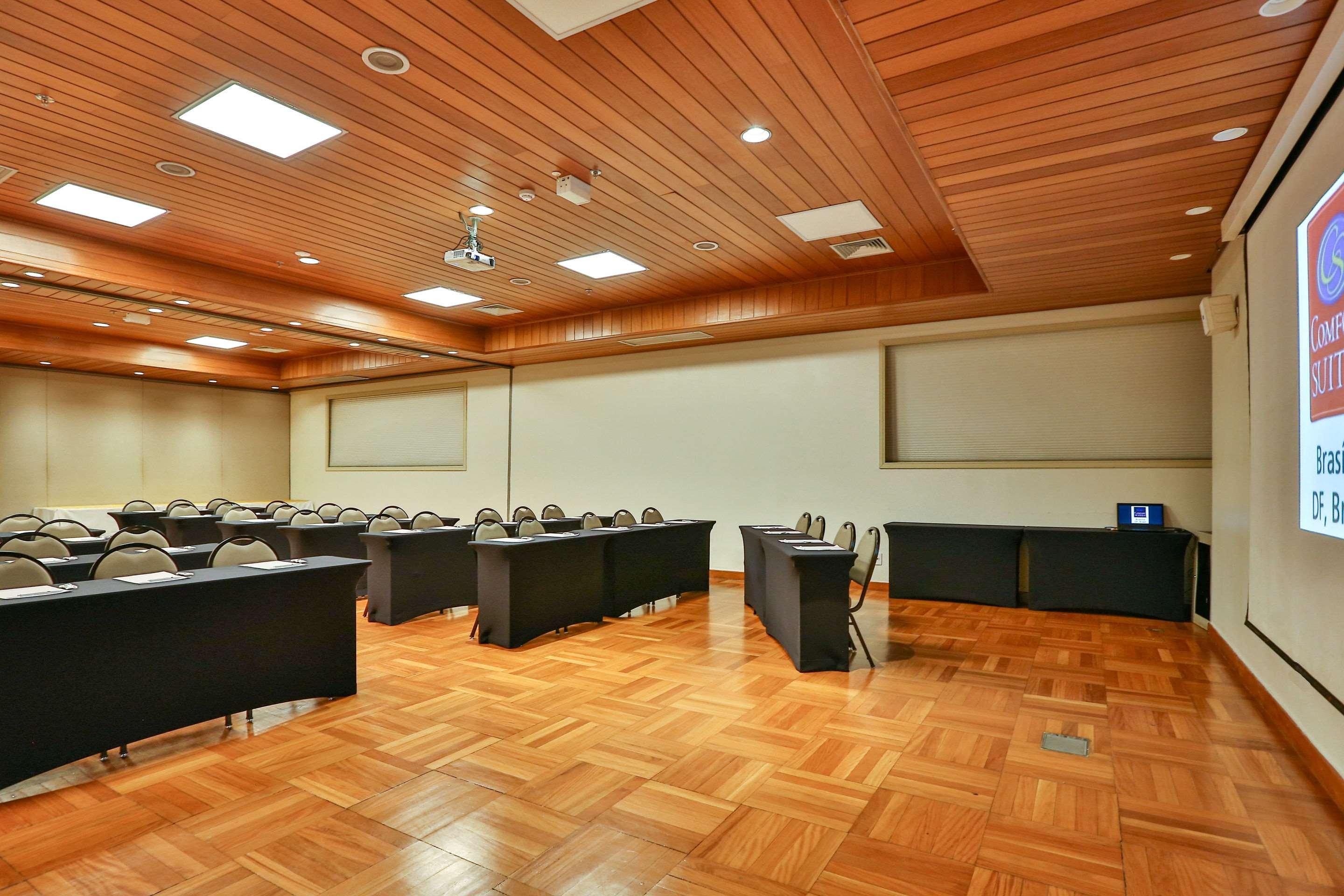 Comfort Suites Brasília Extérieur photo