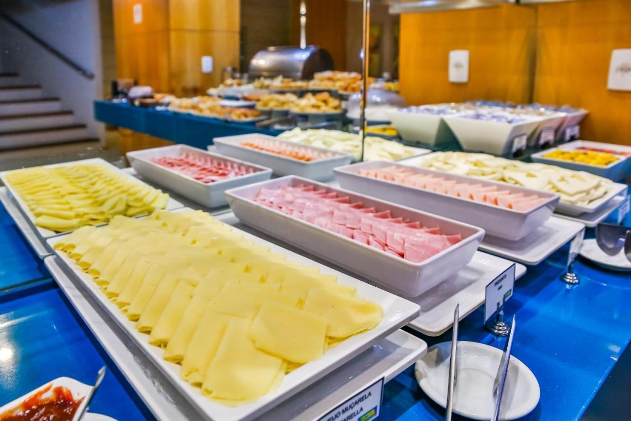 Comfort Suites Brasília Extérieur photo